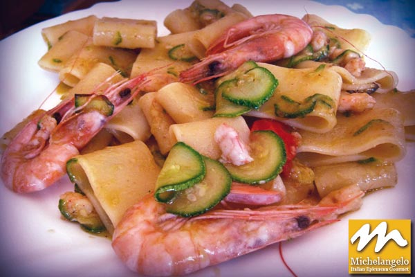 Small Rigatoni with Shrimp and Zucchini
