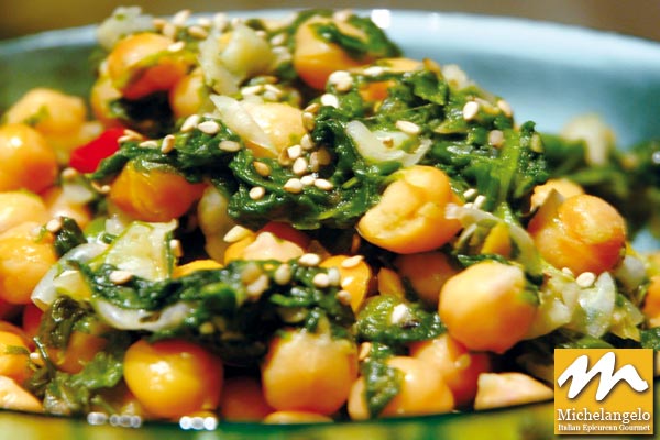 Salad with Chickpeas, Spinach and Sesame