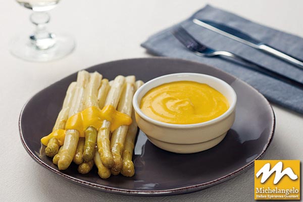Asparagus with Michelangelo Sauce