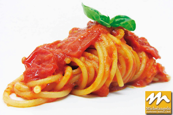 Spaghetti with Cherry Tomatoes and Basil